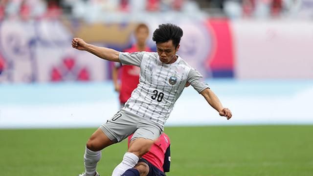 极速竞技-关于拉力赛常规赛上演强强对话，剑门貔貅队大胜荆楚灰熊队，战术调整见效；锋线火力回暖的信息