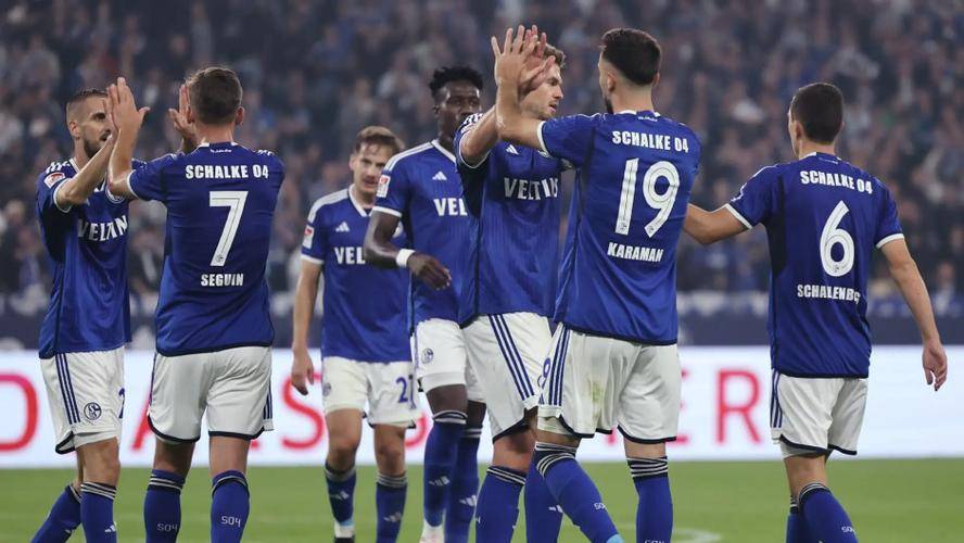 极速电竞- 加时末段德国杯焦点战，拉齐奥造点机会，悬念犹存，资深球员宣示担当