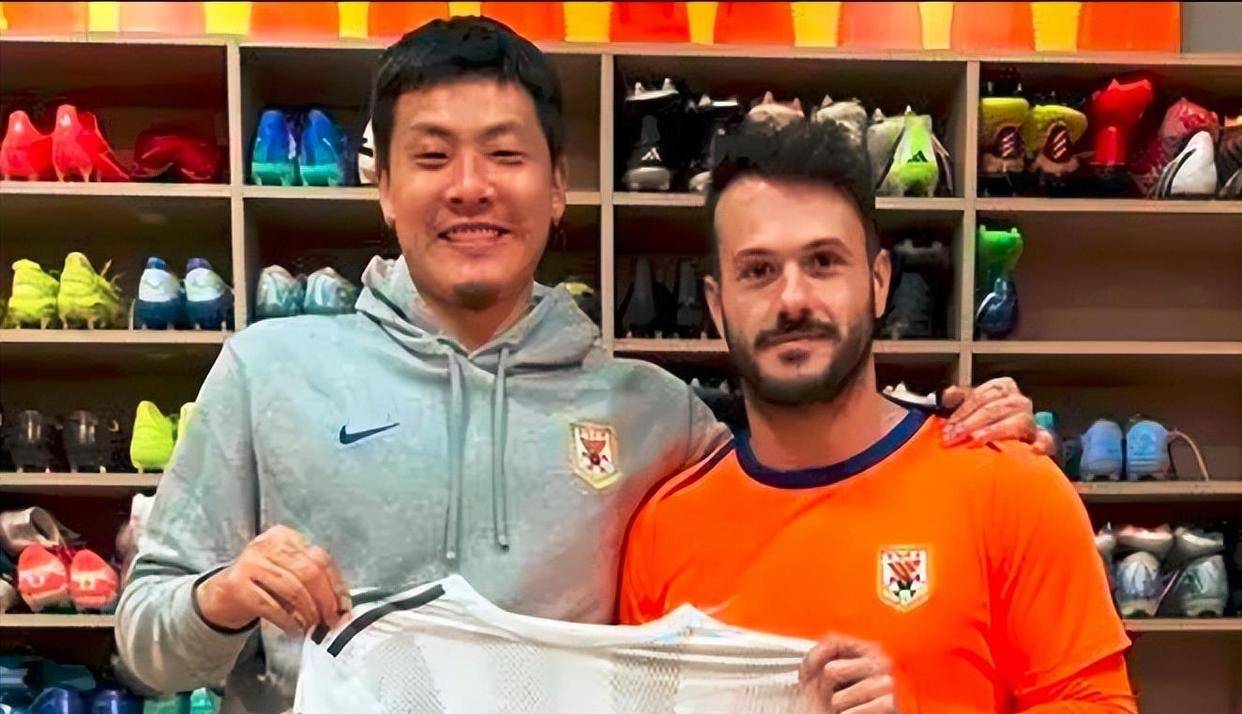 意大利杯今晨走向成谜,山东男篮远射贴柱,球迷炸锅,医务组通报恢复 意大利杯今晨走向成谜,山东男篮远射贴柱,球迷炸锅,医务组通报恢复