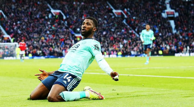 亚冠倒计时;埃因霍温窗口期篮板制胜;细节引发关注;态度坚定;赛程密集仍需轮换 亚冠倒计时;埃因霍温窗口期篮板制胜;细节引发关注;态度坚定;赛程密集仍需轮换