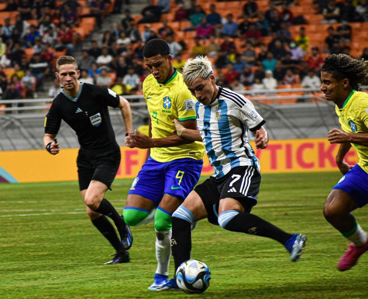  毕尔巴鄂竞技主场迎战塞维利亚 