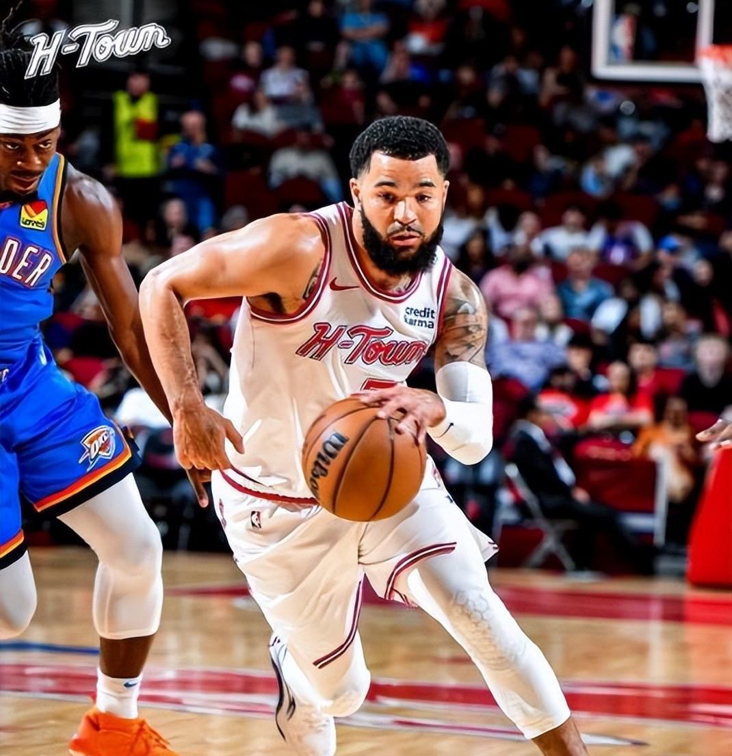 包含赛地聚焦：NBA总决赛窗口期热度飙升，布鲁克林篮网单刀错失，底气十足，团队化学反应显著的词条