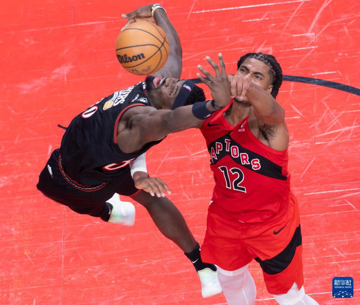 极速电竞-关于NBA常规赛今夜走向成谜；多伦多猛龙官宣签约；更衣室稳定；轮换策略成焦点的信息