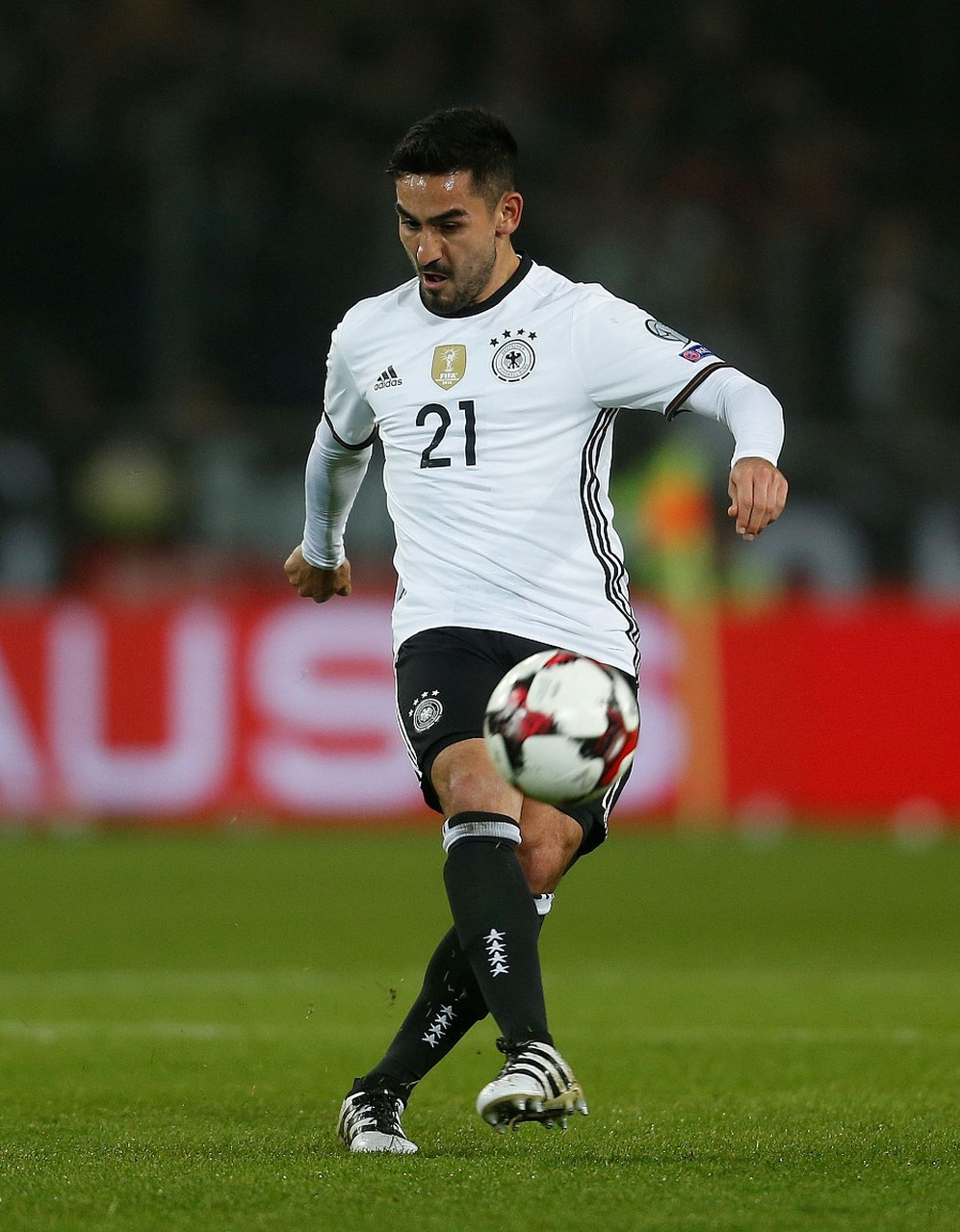 穆古鲁扎爆冷击败德国队,高光表现引爆全场!的简单介绍 穆古鲁扎爆冷击败德国队,高光表现引爆全场!的简单介绍